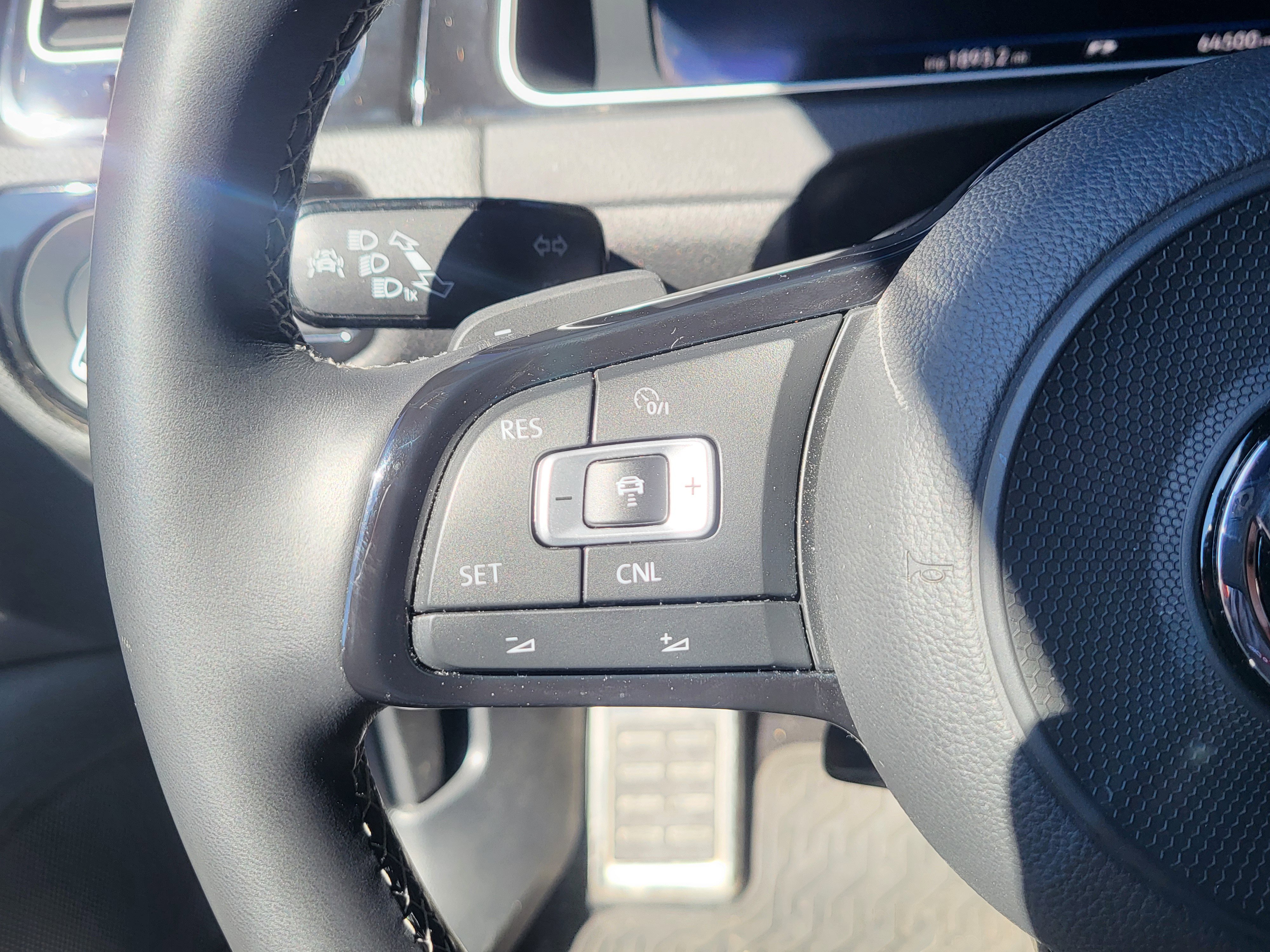 Used 2018 Volkswagen Golf R DCC & Navigation 4Motion image 51