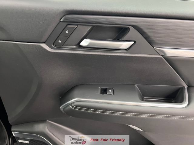 Used 2025 GMC Acadia Elevation FWD image 42