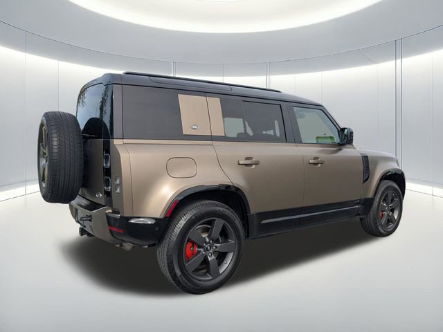 Certified 2020 Land Rover Defender 110 X AWD/4WD image 5
