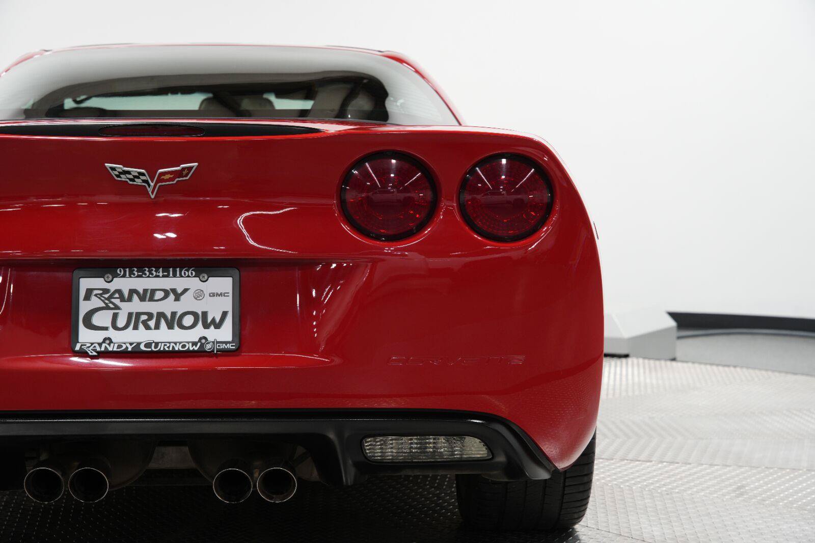 Used 2007 Chevrolet Corvette Coupe w/ Preferred Equipment Group RWD image 35