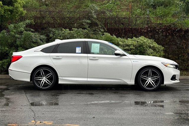 Certified 2021 Honda Accord Touring image 3