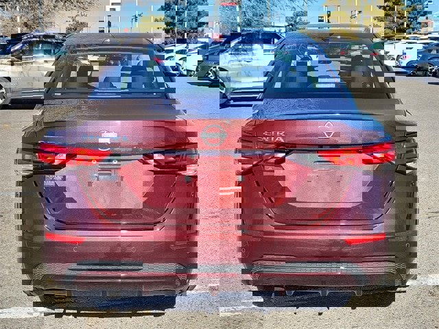 Certified 2025 Nissan Sentra SV image 10