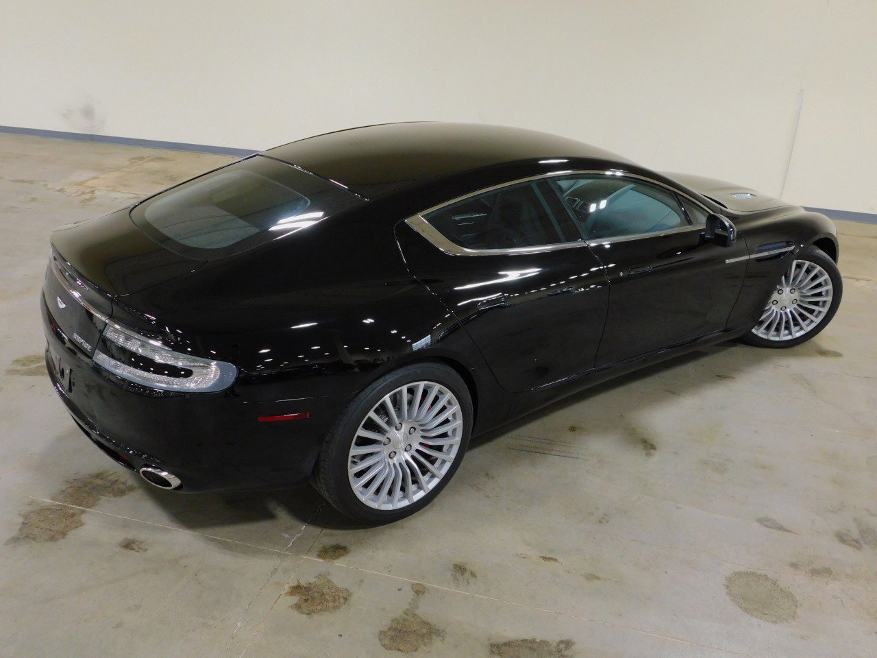 Used 2011 Aston Martin Rapide image 5