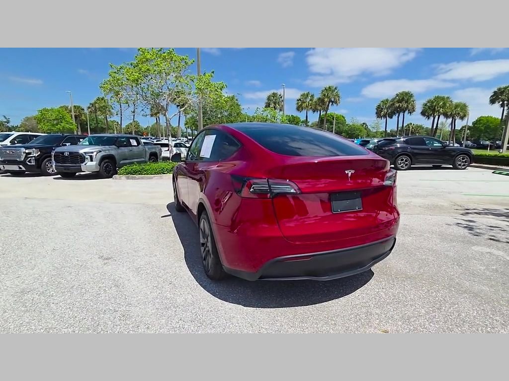 Used 2024 Tesla Model Y Long Range image 41