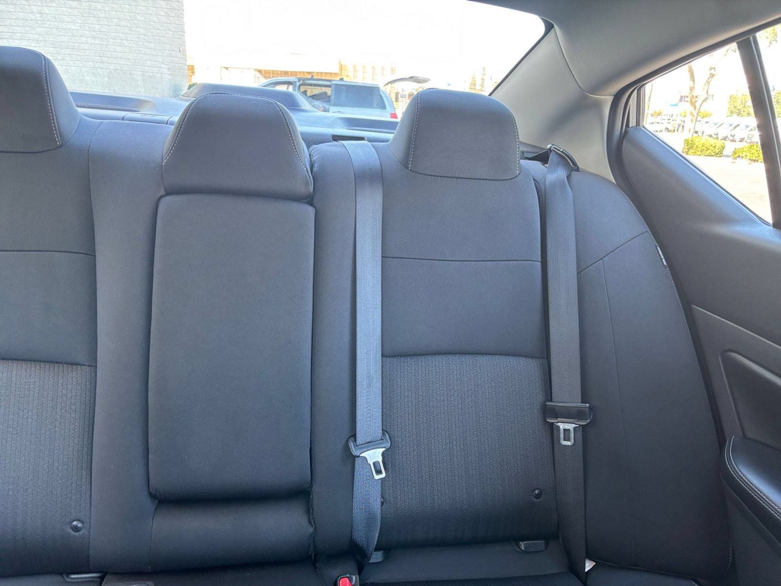 Used 2025 Nissan Altima 2.5 SV FWD image 36