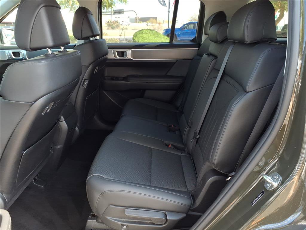 Certified 2025 Hyundai Santa Fe XRT image 16