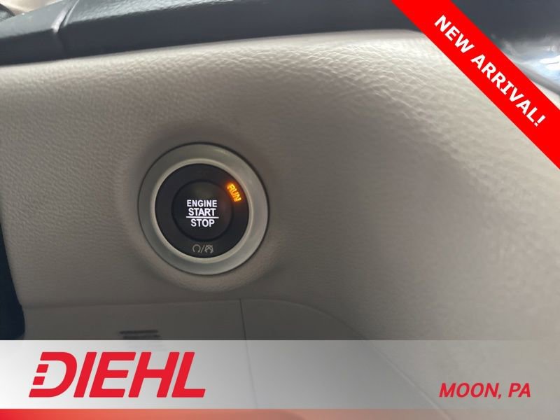 Used 2018 Chrysler Pacifica Touring Plus w/ Tire & Wheel Group image 30