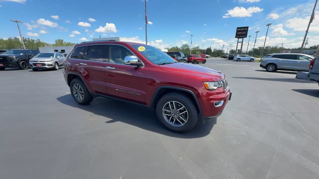 Used 2022 Jeep Grand Cherokee Limited w/ Trailer Tow Group IV AWD/4WD image 2