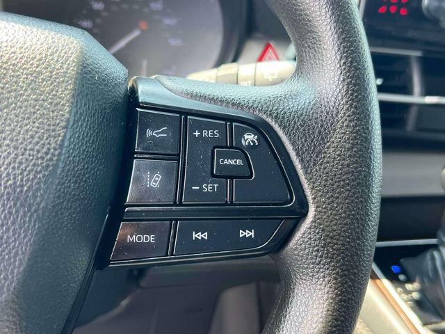Used 2022 Toyota Sienna LE FWD image 22