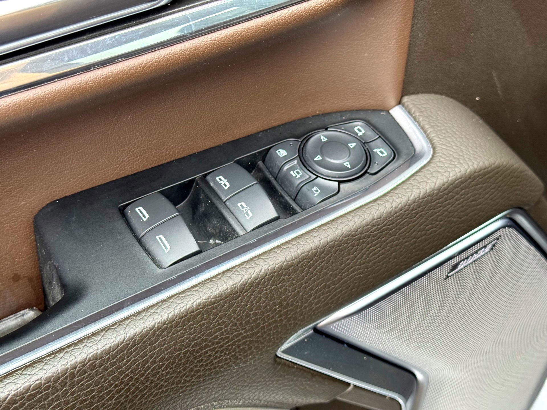 Used 2024 GMC Sierra 2500 Denali w/ Denali Reserve Package image 17