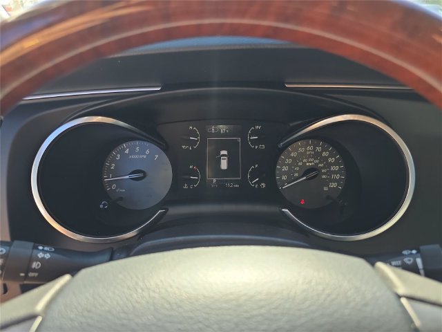 Used 2018 Toyota Sequoia Platinum RWD image 30