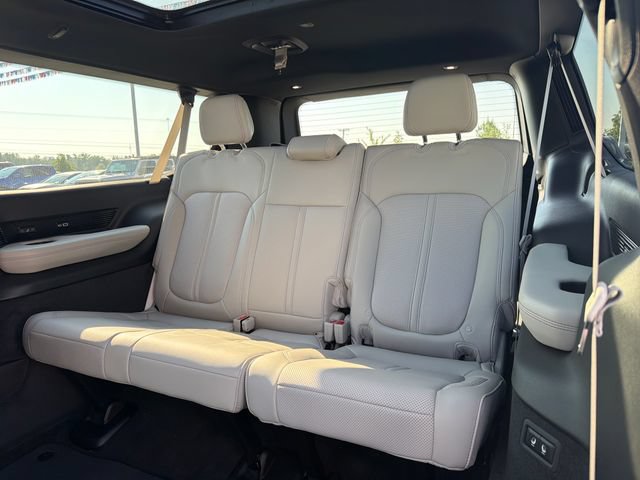 New 2026 Jeep Grand Wagoneer L Summit AWD/4WD image 42