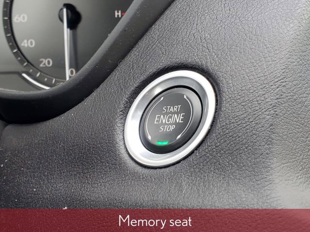 Used 2022 Cadillac XT4 Premium Luxury w/ Driver Awareness Package image 27