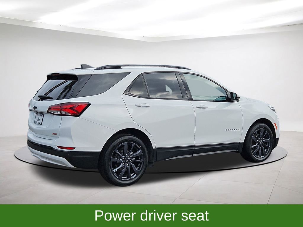Used 2024 Chevrolet Equinox RS w/ RS Leather Package image 7