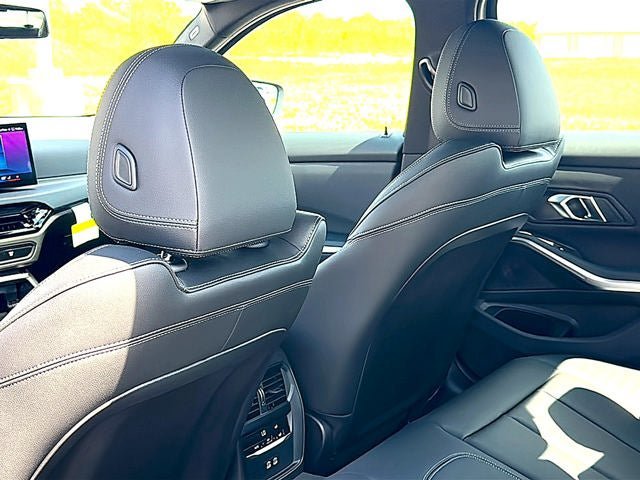 New 2026 BMW 330i Sedan w/ Premium Package RWD image 46