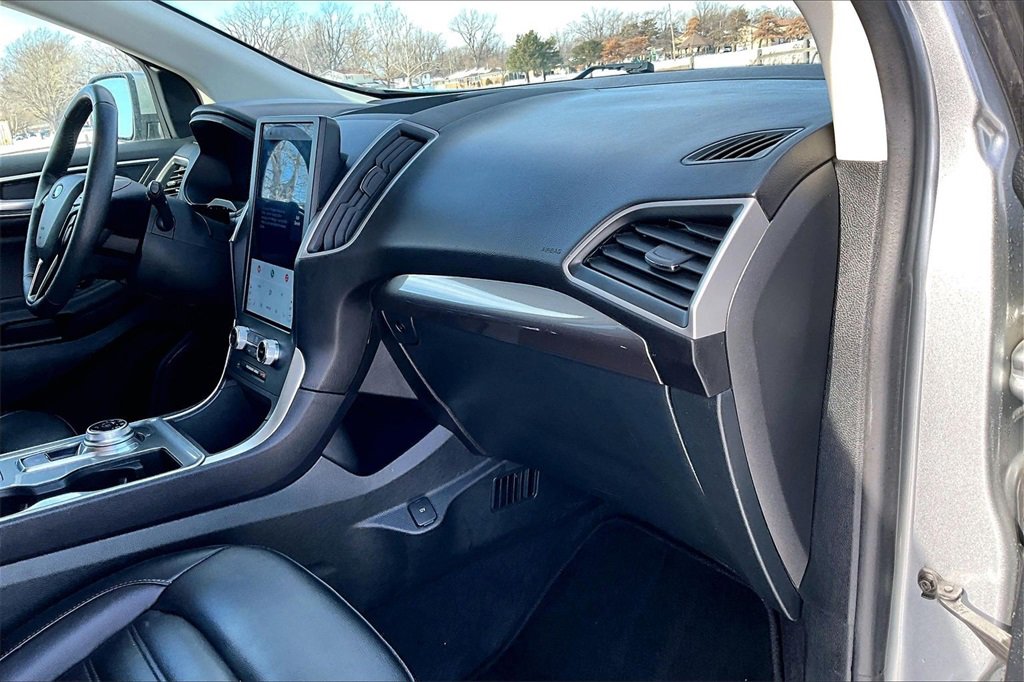 Used 2024 Ford Edge SEL image 14