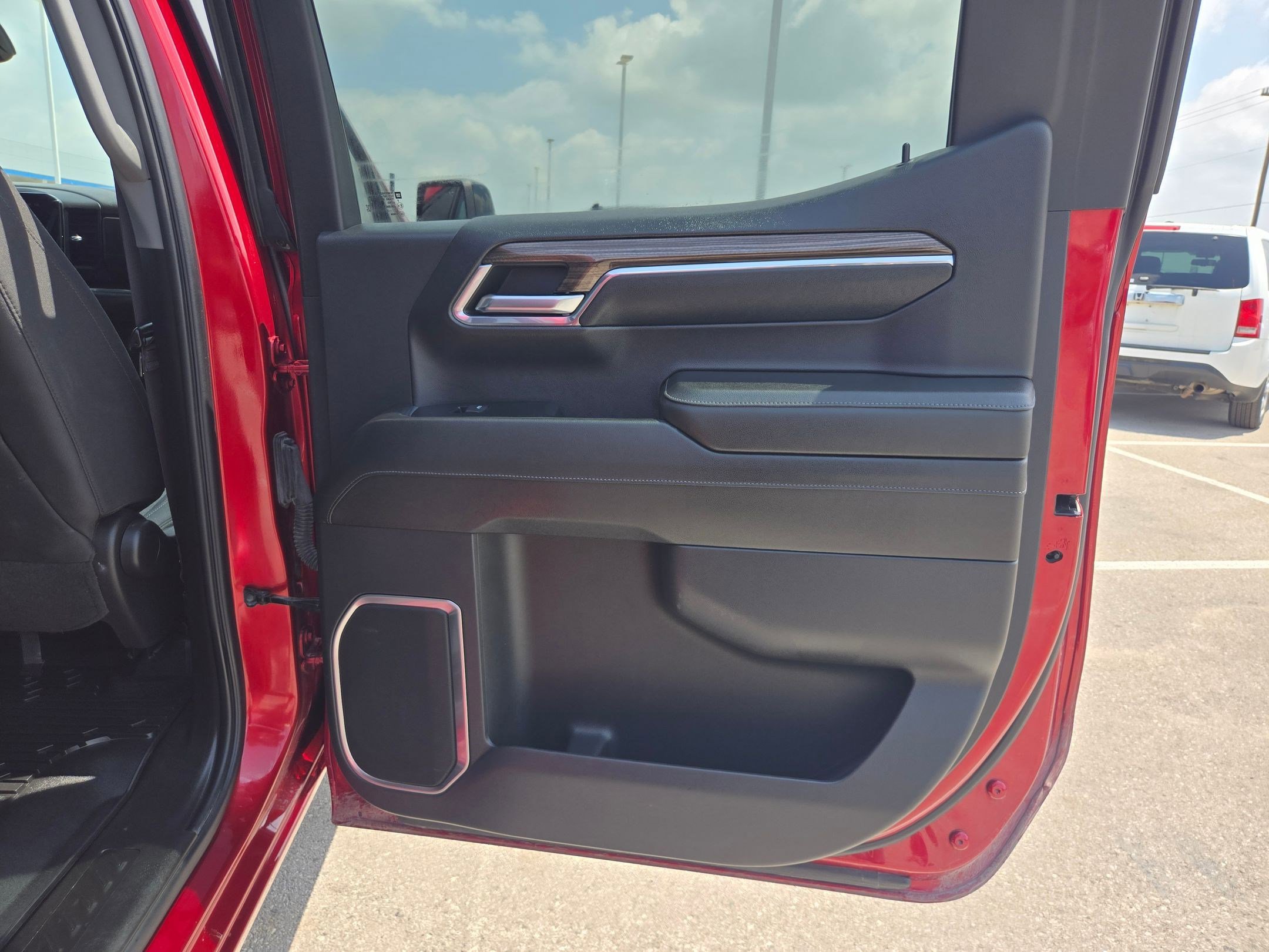 Used 2023 Chevrolet Silverado 1500 RST AWD/4WD image 22