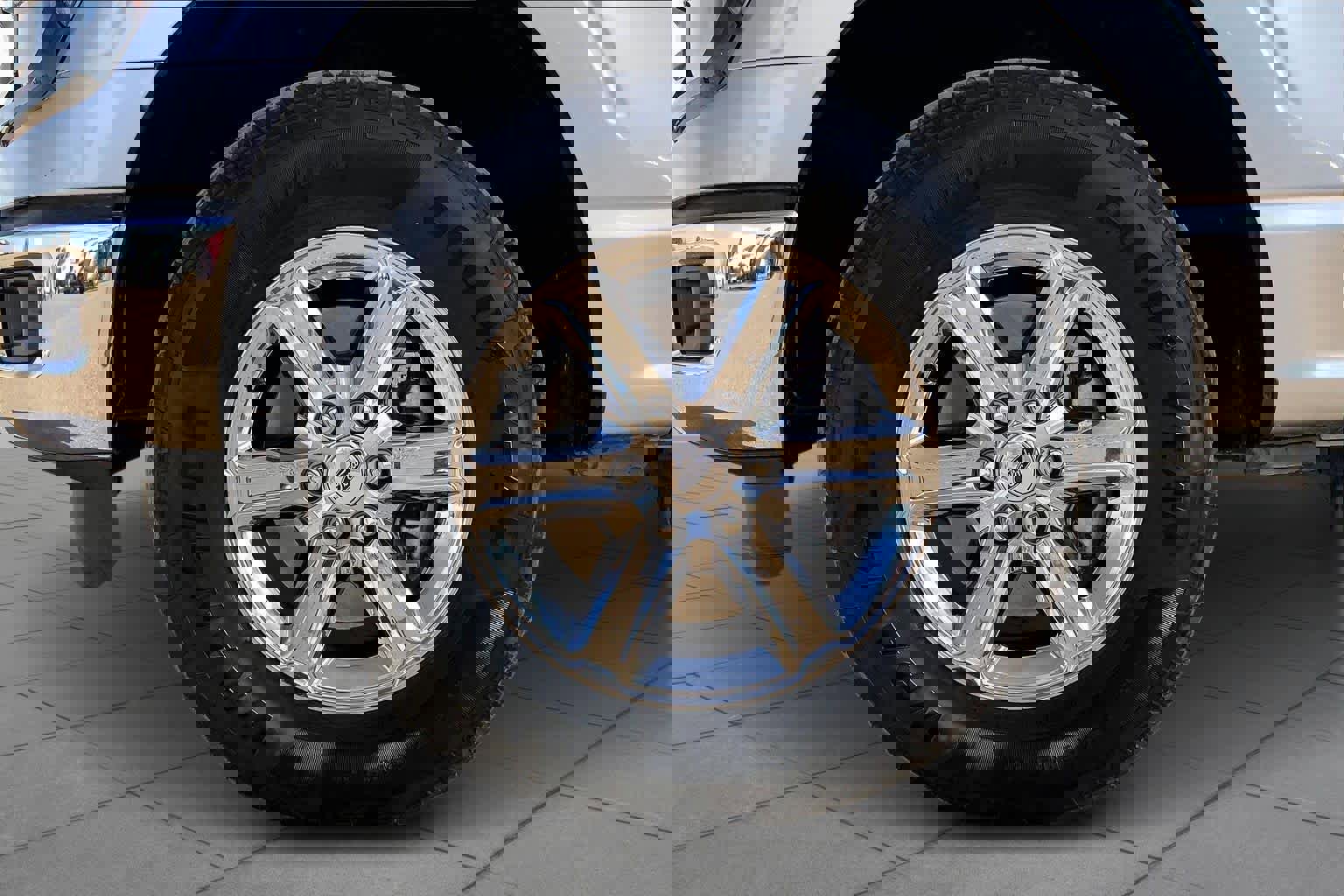 Used 2024 Ford F150 XLT w/ Mobile Office Package image 10