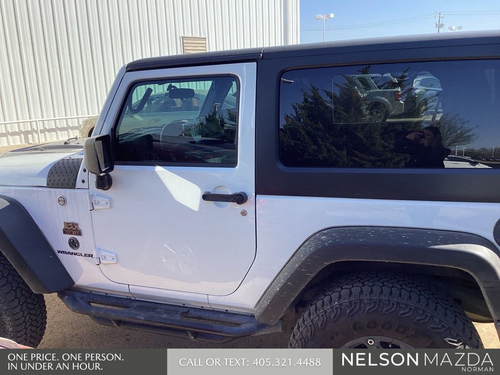 Used 2016 Jeep Wrangler Sport image 9