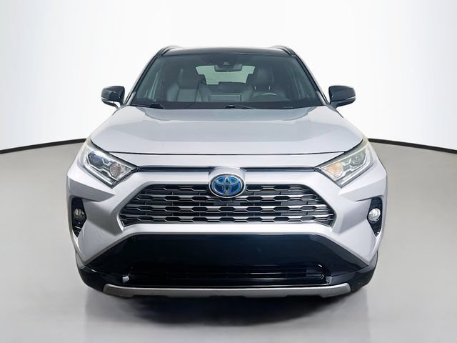 Used 2020 Toyota RAV4 XSE w/ XSE Grade Weather Package AWD/4WD image 2