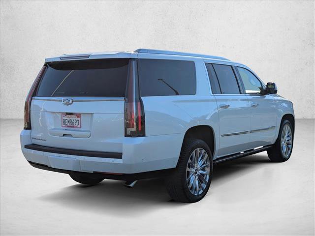 Used 2018 Cadillac Escalade ESV Premium Luxury image 5