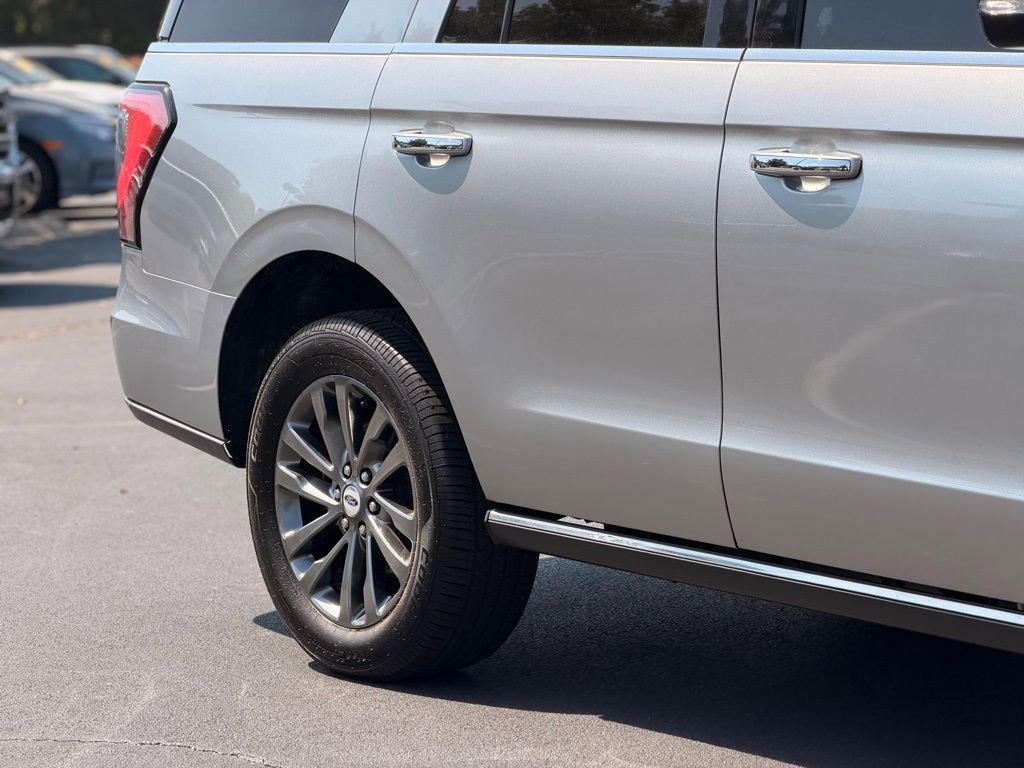Used 2021 Ford Expedition Limited RWD image 9