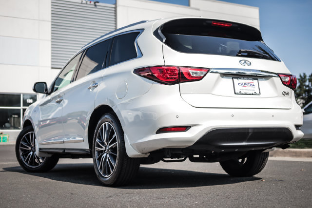 Used 2017 INFINITI QX60 Luxe w/ Deluxe Technology Package AWD/4WD image 18