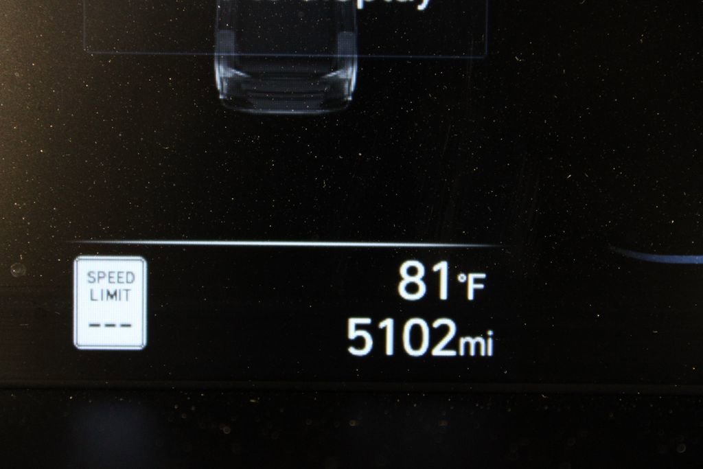 Used 2026 Hyundai Elantra Sport image 27