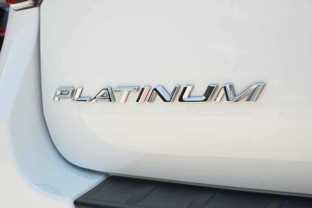 Used 2025 Ford Explorer Platinum w/ Ultimate Package RWD image 9