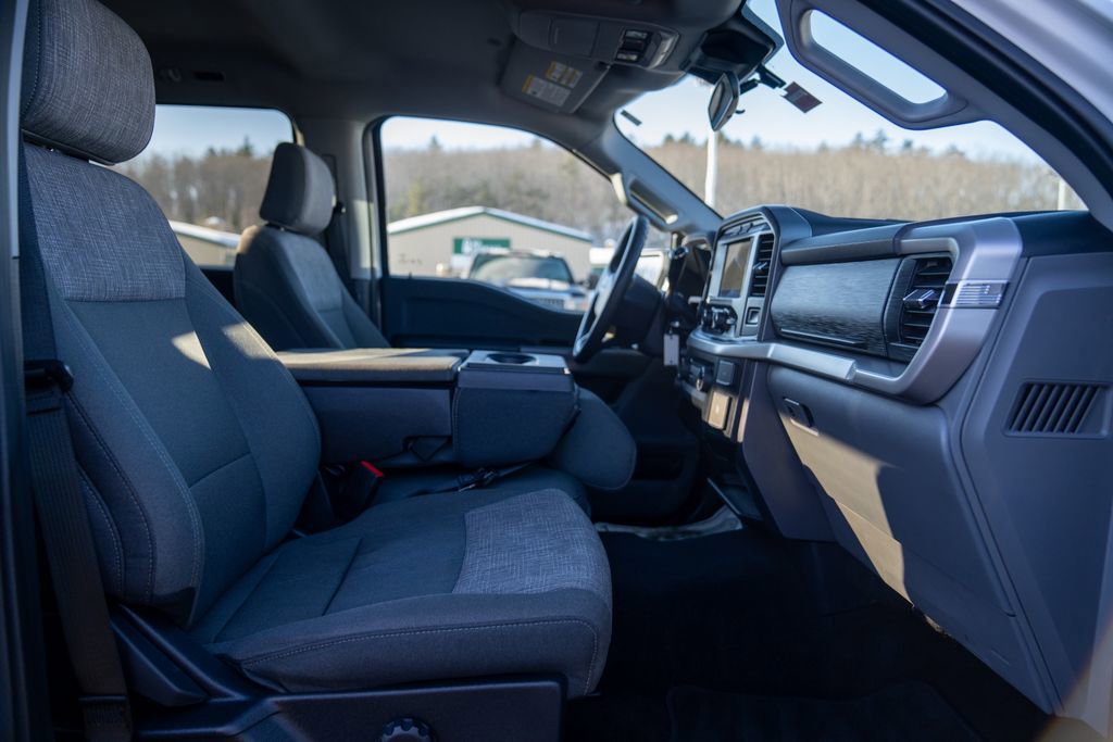 Used 2023 Ford F150 XLT w/ Trailer Tow Package image 12