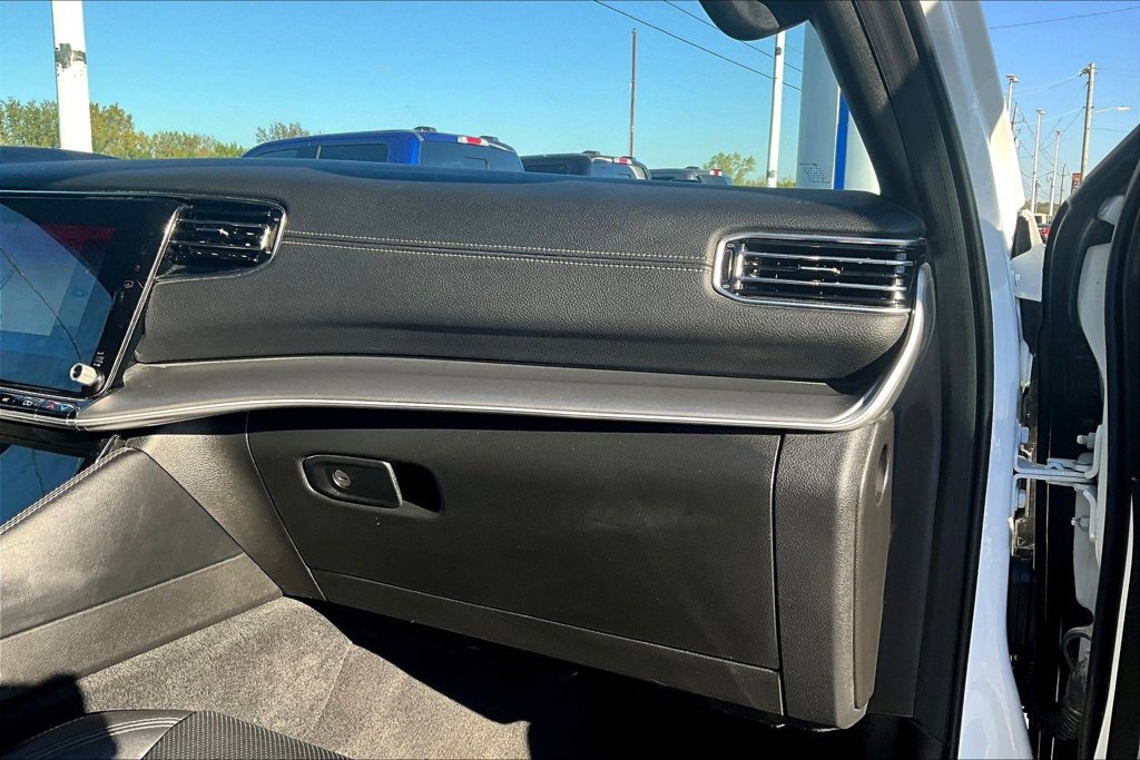 Used 2025 Jeep Wagoneer Series II AWD/4WD image 16