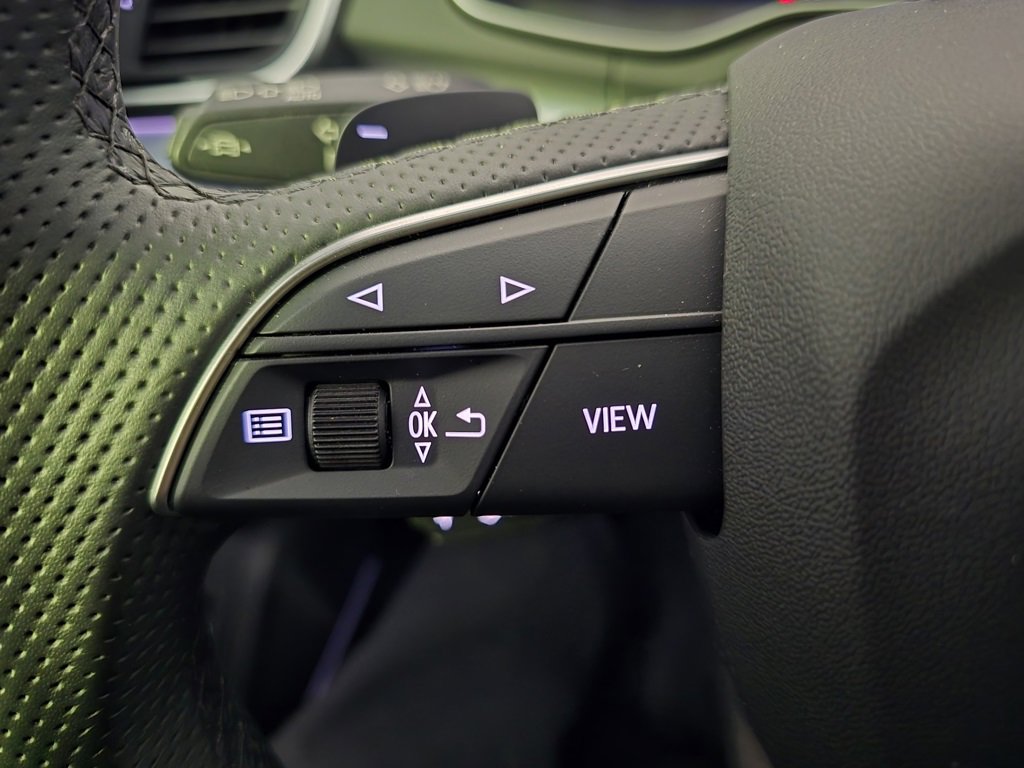 Certified 2025 Audi Q5 2.0T Premium Plus w/ Premium Plus Package image 21