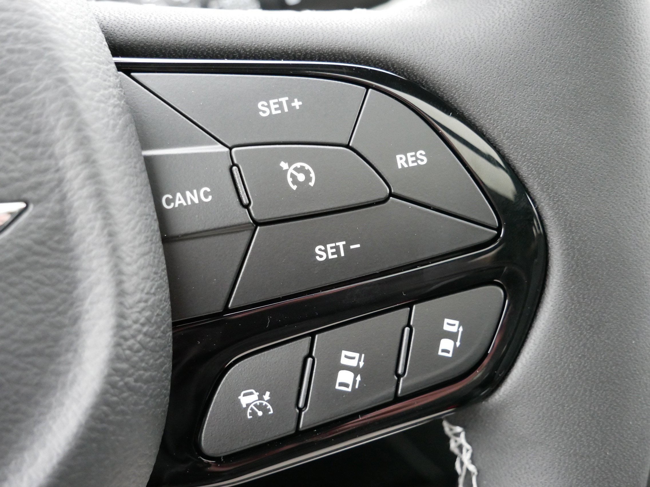 New 2026 Chrysler Pacifica Limited w/ S Appearance Package image 20