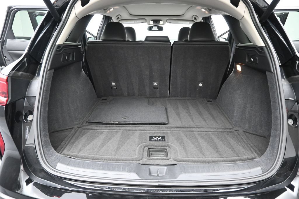 Used 2019 INFINITI QX50 Luxe w/ Navigation Package AWD/4WD image 11