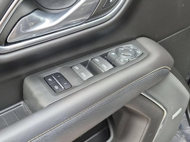 Used 2023 Chevrolet Tahoe Premier AWD/4WD image 22