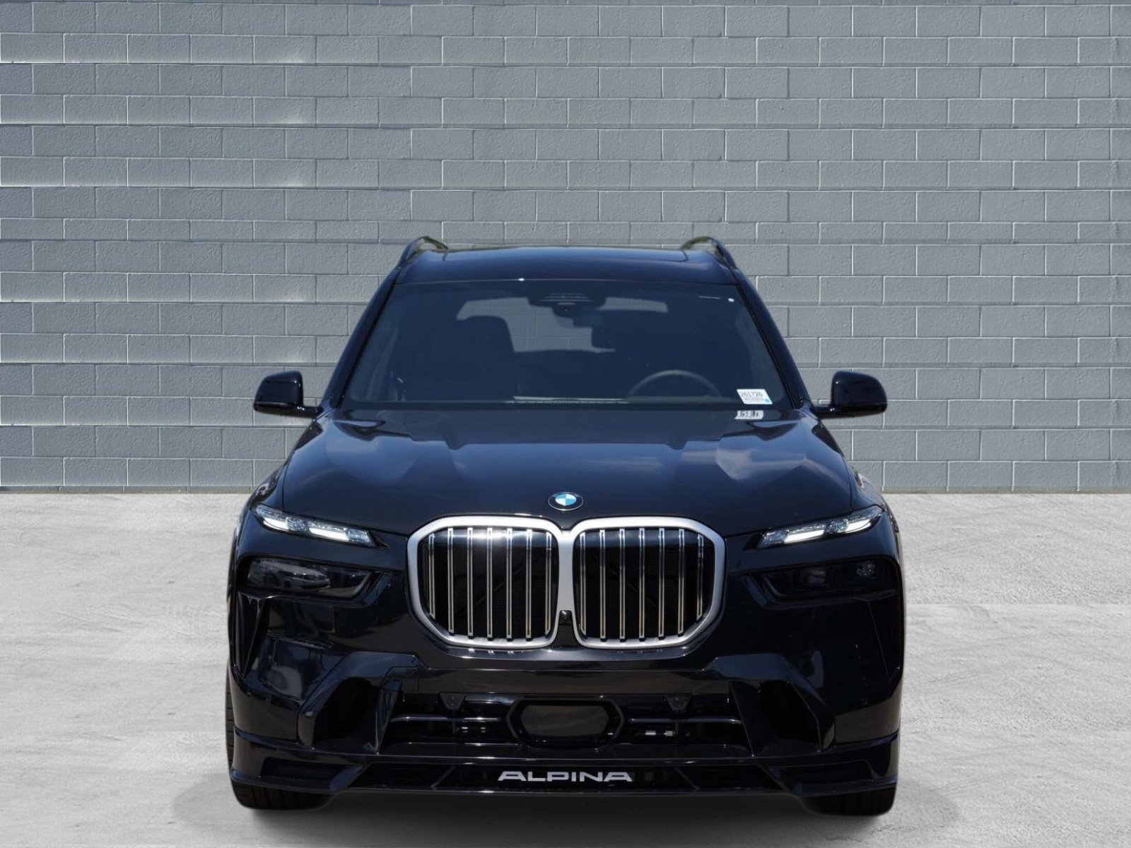 New 2026 BMW ALPINA XB7 AWD/4WD image 2