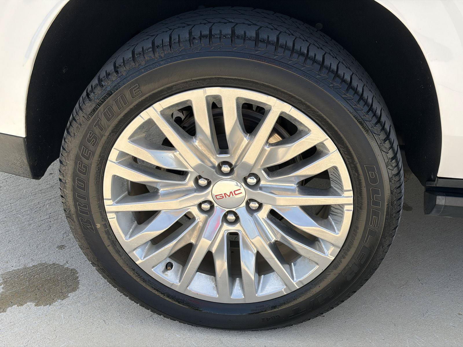 Used 2023 GMC Yukon XL Denali RWD image 23