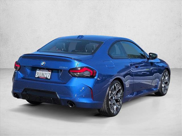 Used 2025 BMW 230i Coupe w/ M Sport Package image 5