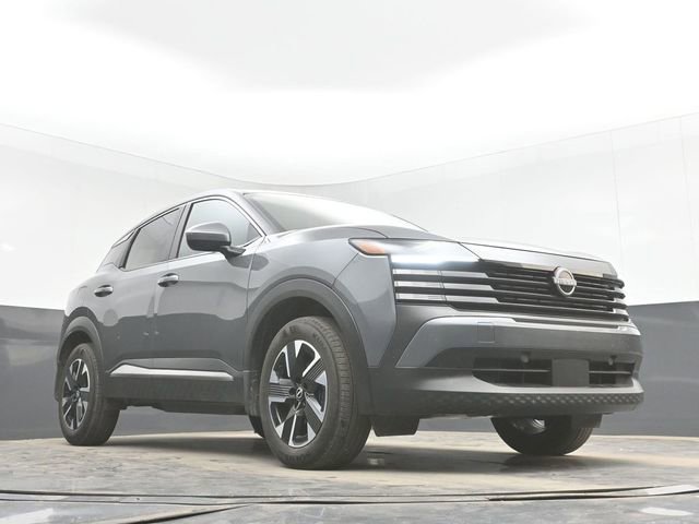 Used 2025 Nissan Kicks SV image 27