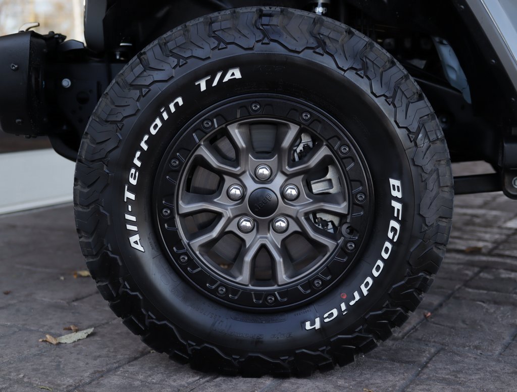 Used 2021 Jeep Wrangler Unlimited Rubicon w/ Trailer Tow Package image 47