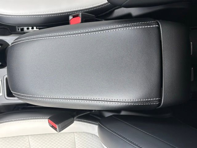 New 2026 Ford Escape SE FWD image 26