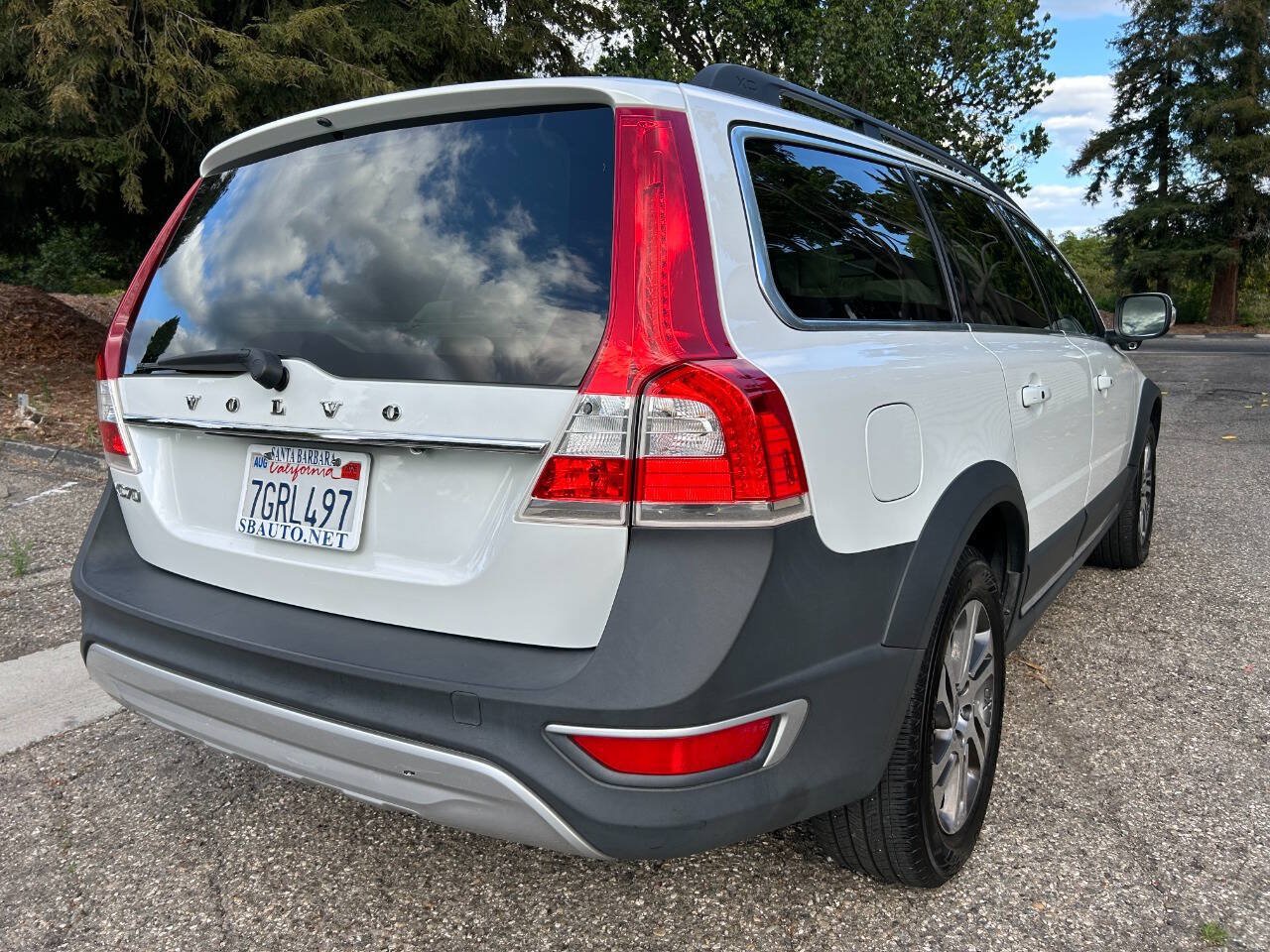 Used 2014 Volvo XC70 3.2 FWD image 14