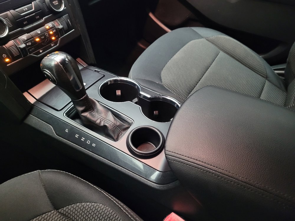 Used 2019 Ford Explorer XLT w/ Equipment Group 201A image 26