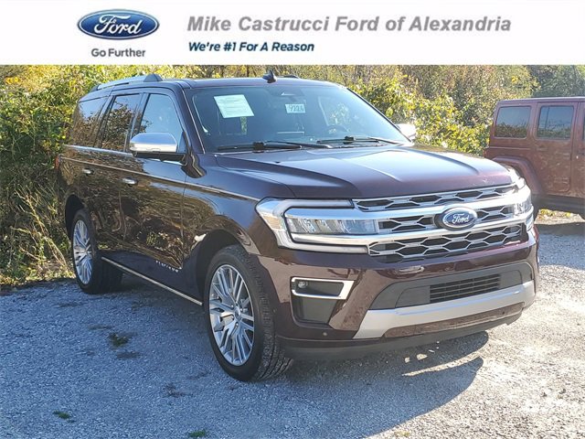 Used 2024 Ford Expedition Platinum image 1