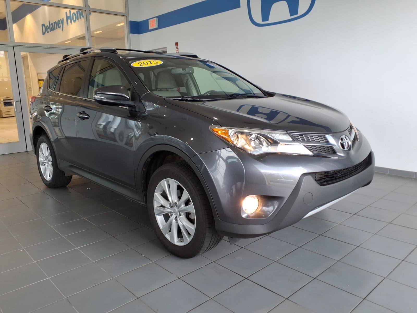 Used 2015 Toyota RAV4 Limited AWD/4WD image 1