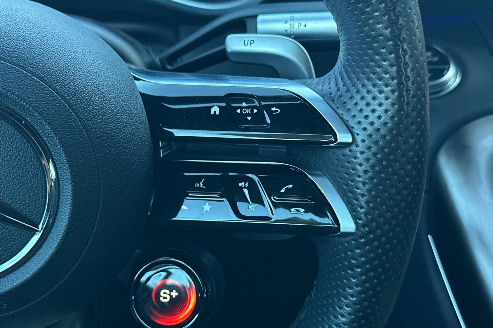 Certified 2022 Mercedes-Benz SL 63 AMG 4MATIC image 37