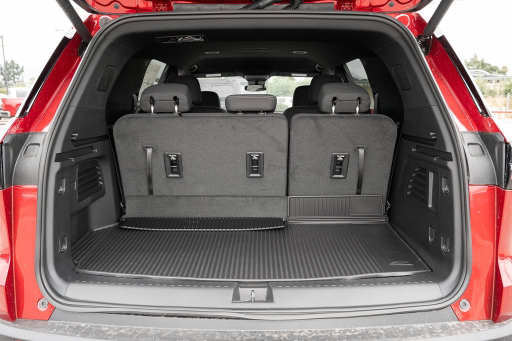 New 2026 Chevrolet Traverse LT FWD image 35