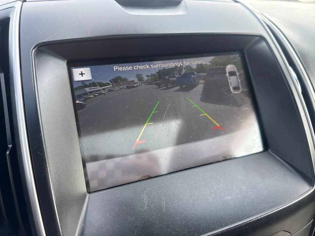 Used 2018 Ford Edge SEL w/ Equipment Group 201A AWD/4WD image 38