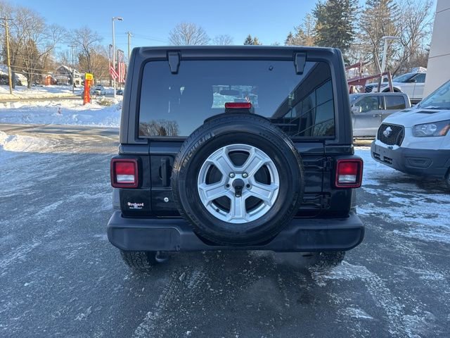 Used 2019 Jeep Wrangler Sport image 8