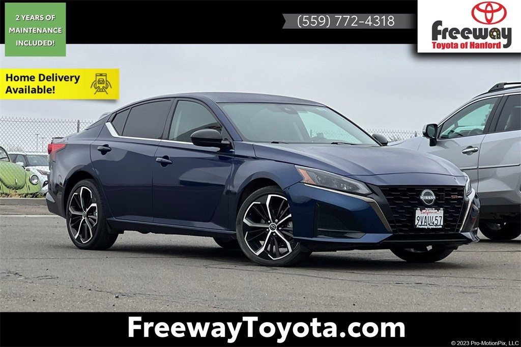 Used 2024 Nissan Altima 2.5 SR image 1